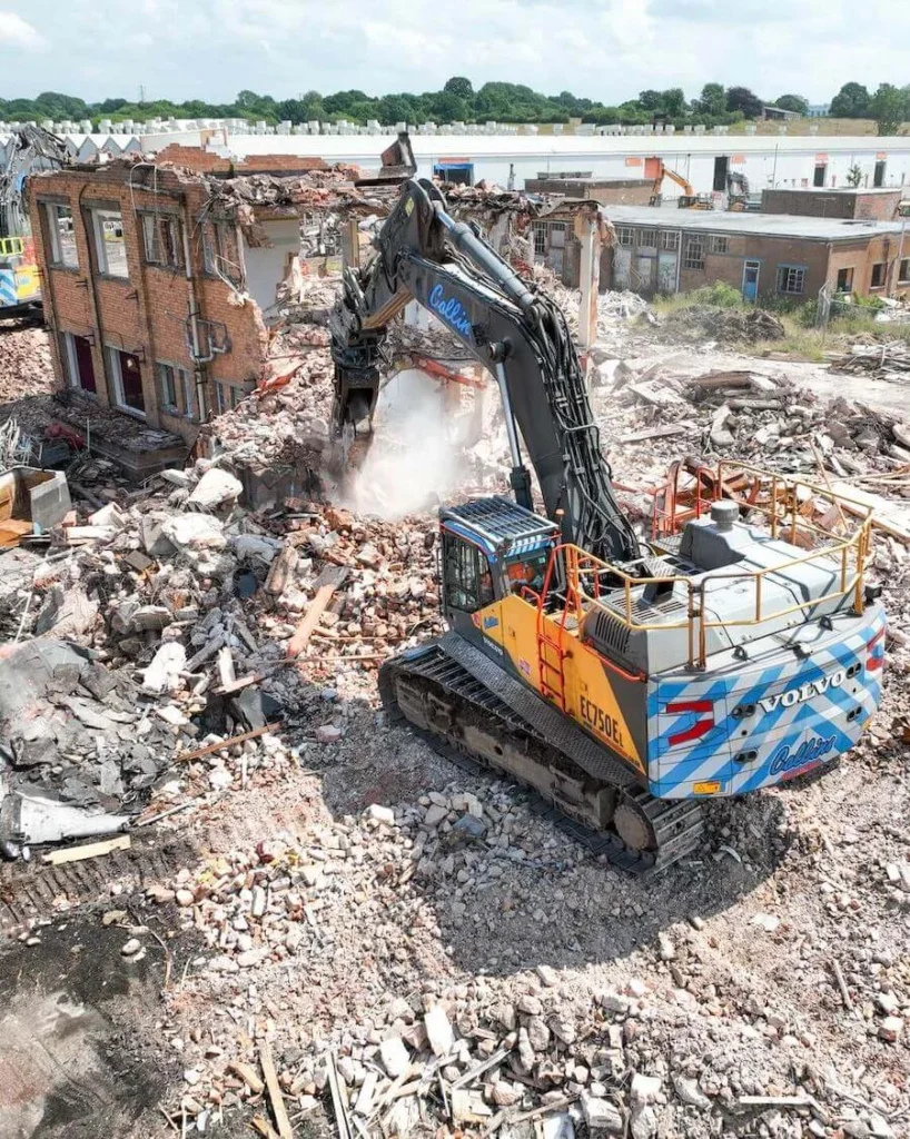 When you need fast and reliable demolition for unsafe or damaged structures, count on Earthworks Tauranga. Explore our urgent response services on our Demolition page.
